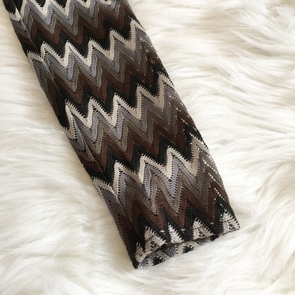 AKIRA Black Label Long Sleeve Shorts Romper - Picture 6 of 8